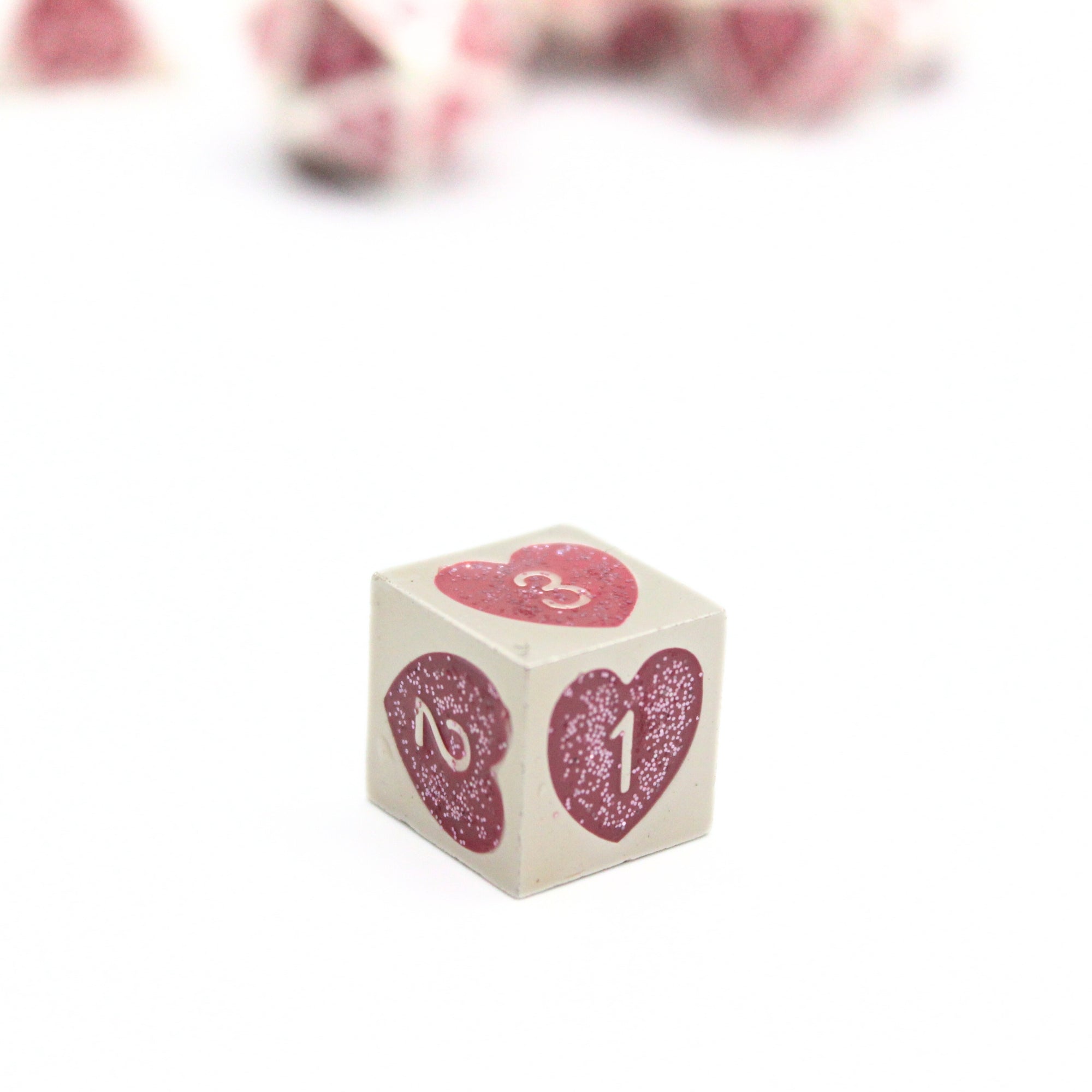 Pink Sparkle Hearts Metal Dice (7pcs Set)