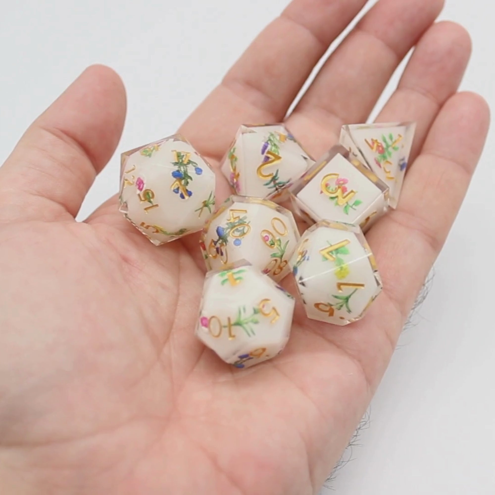 Wild Flowers White Dice Set (7pcs) | Sharp Edge Dice