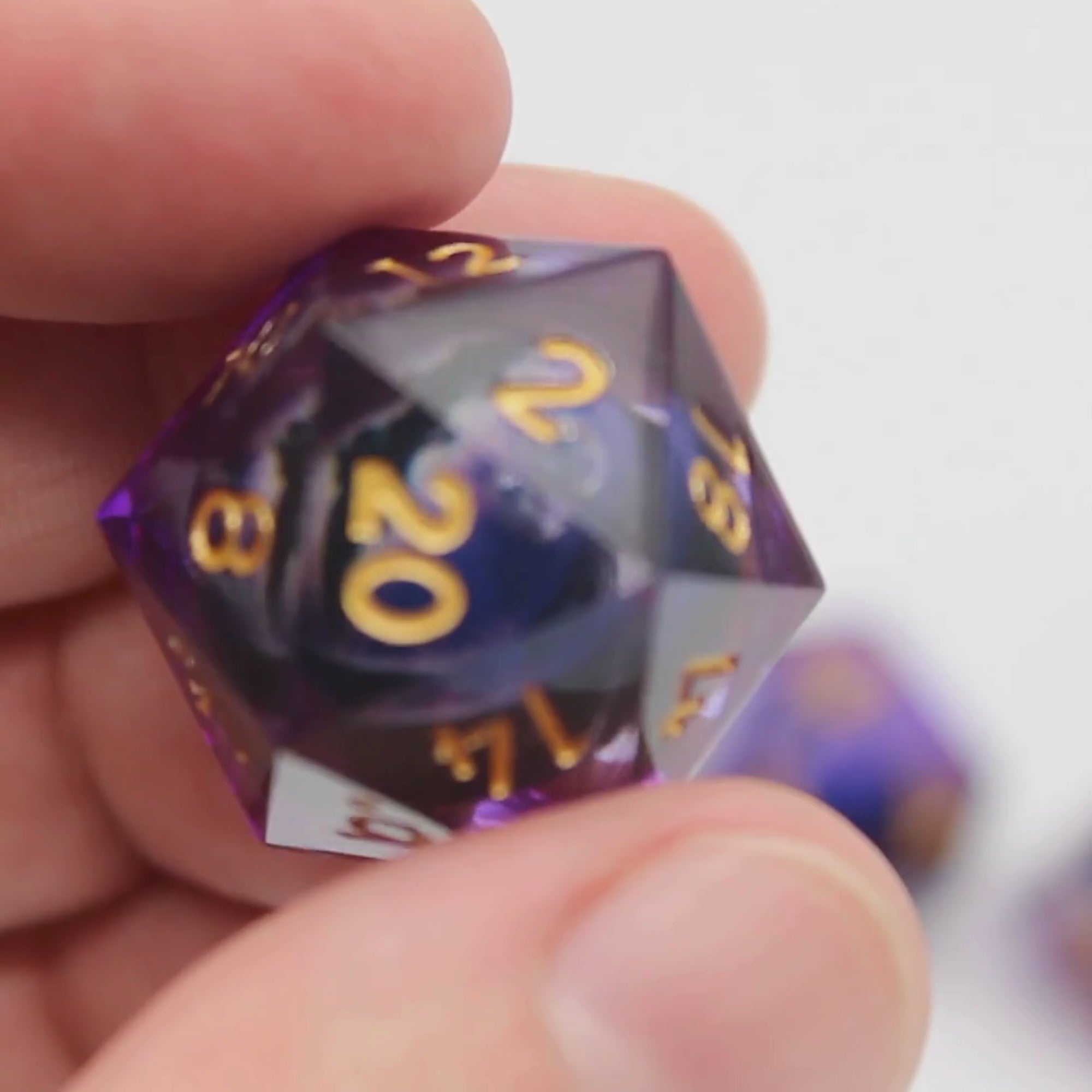Dés Oeil de Dragon Violet Noyau Liquide (Ensemble de 7 Pièces)